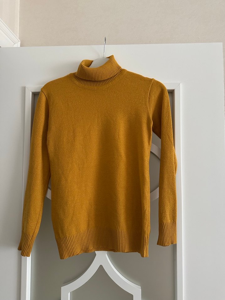 Sarı Kadın Boğazlı Triko Kazak - Görsel 2