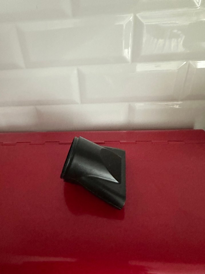 Saç Kurutma Makinası Ucu - Görsel 2