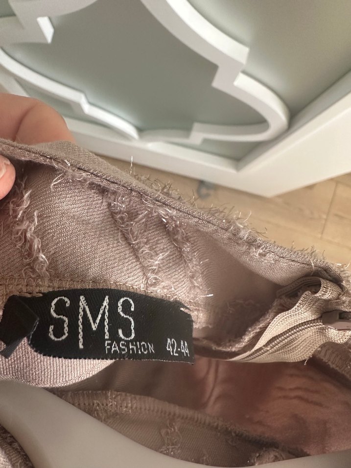 Bohem Tarzı Simli Bej Elbise - Görsel 5