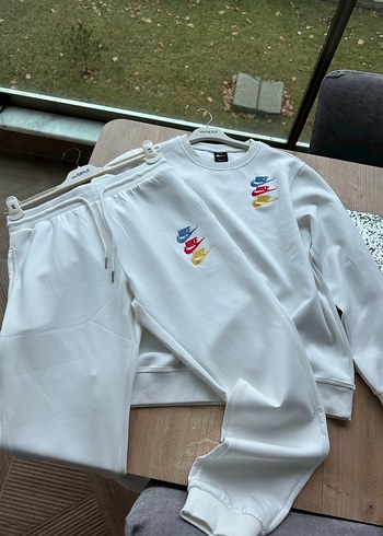 Beyaz Rahat Kesim Kadın Eşofman Takımı - Görsel 2