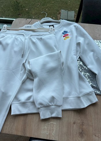 Beyaz Rahat Kesim Kadın Eşofman Takımı - Görsel 7