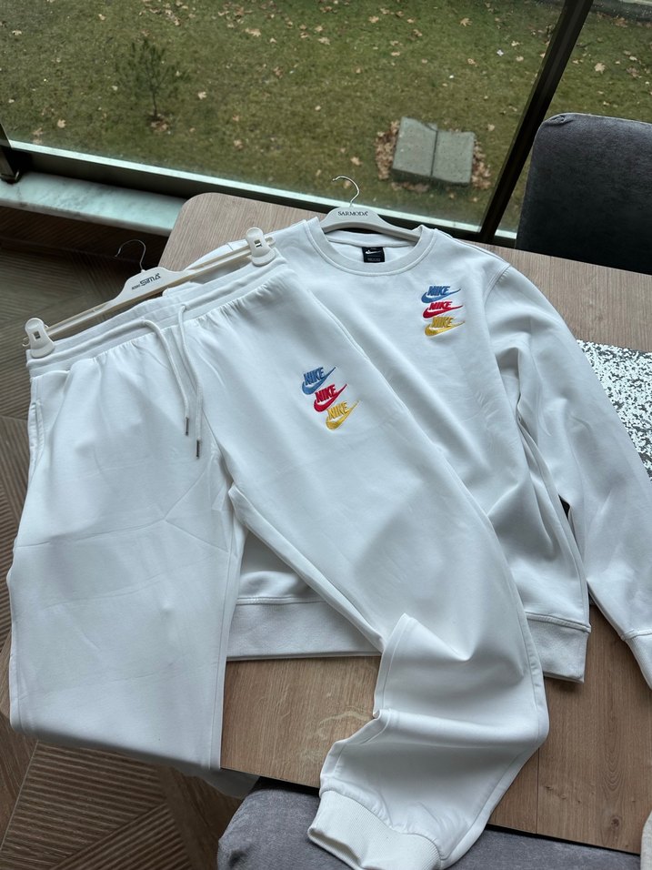 Beyaz Rahat Kesim Kadın Eşofman Takımı - Görsel 2