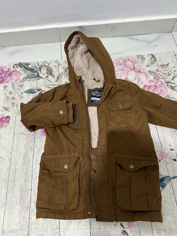 Kürklü Kapüşonlu Erkek Çocuk Kahverengi Kaban - Görsel 2