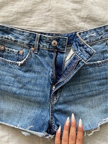 Bershka STRADİVARİUS