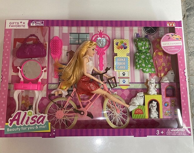 Bisikletli aksesuarlı Barbie