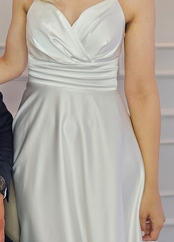 Nikah elbisesi