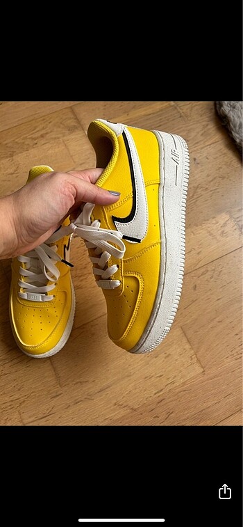 Nike Altın sarısı nike ayakkabı