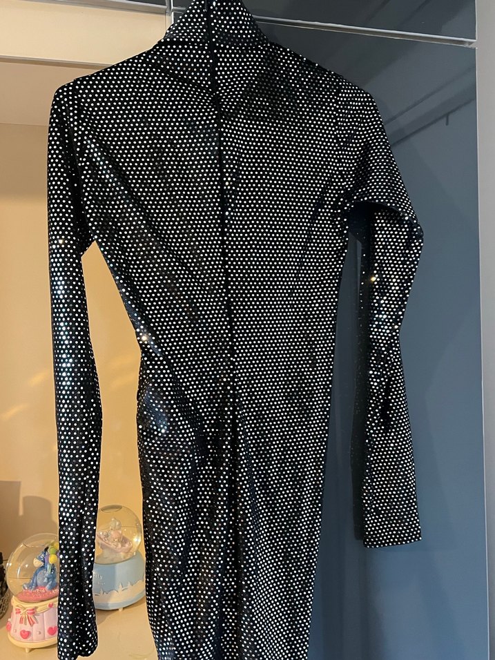 Uzun Kollu Siyah Pul Payetli Puantiyeli Elbise - Görsel 3