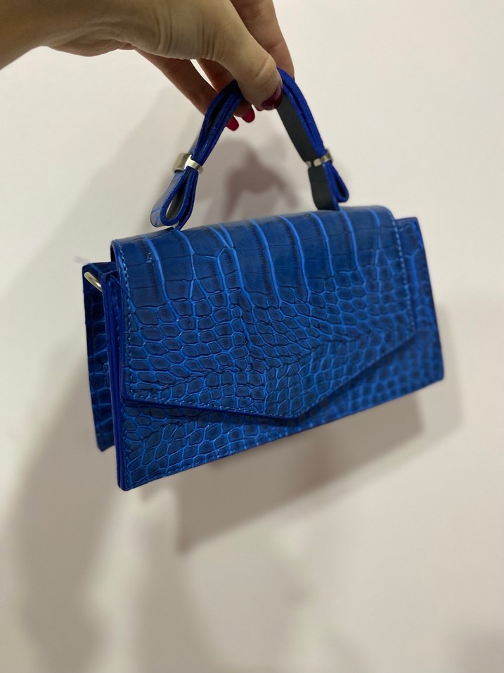 Mavi Parlak Deri Yılan Desenli Kadın Çanta - Görsel 2