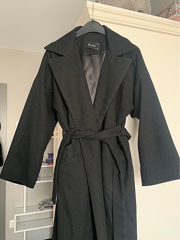 Dilara Nazan Ertan Uzun Oversize Kaban