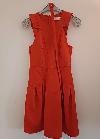 Cengiz Abazoğlu Tasarımı, Mercan Rengi Elbise