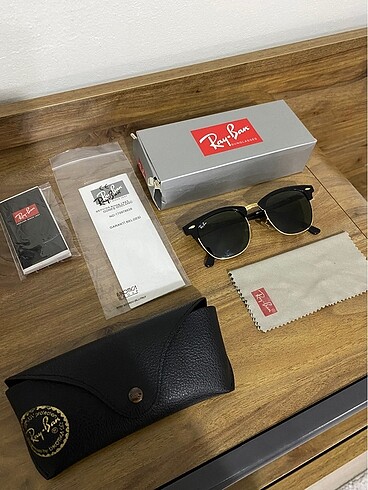 Rayban clubmaster