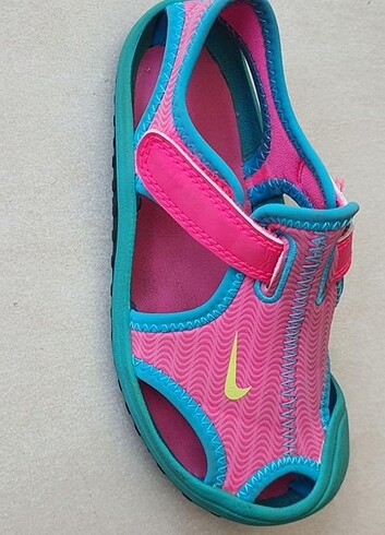 27 Beden Nike Sandalet 27 numara