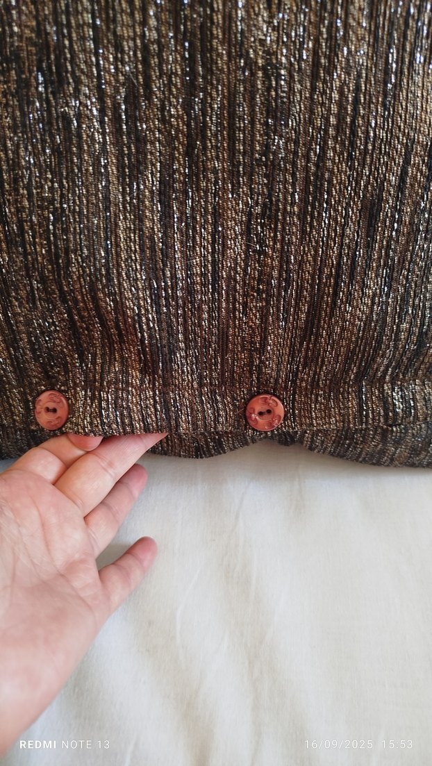 Kahverengi dantelli Klasik Yastık Kılıfı - Görsel 4