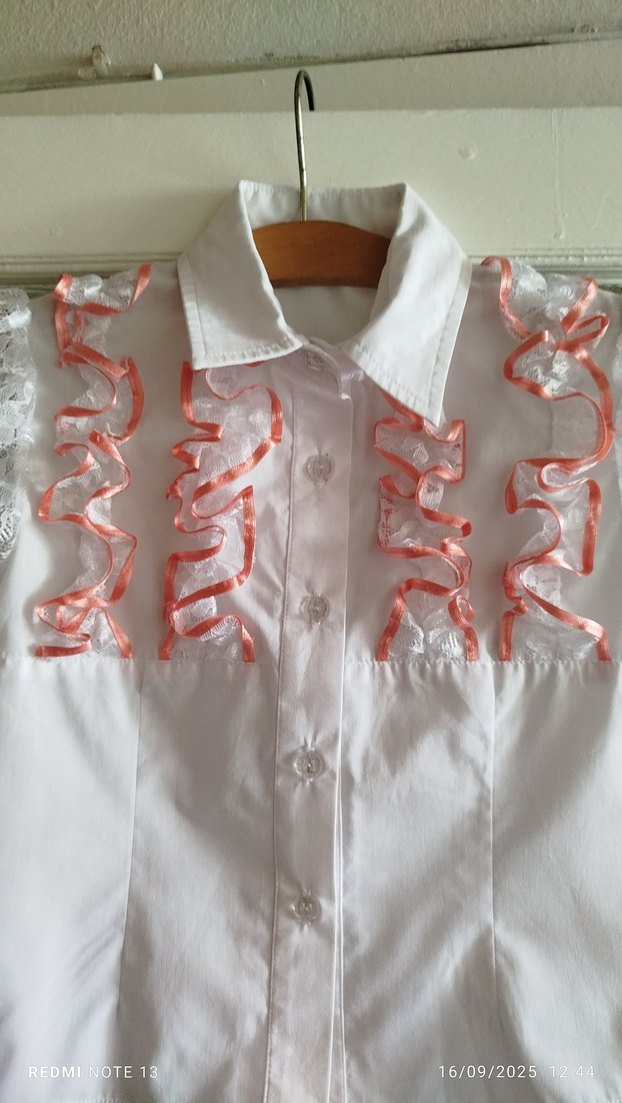 Kız Çocuk Beyaz tül Fırfırlı Gömlek - Görsel 2