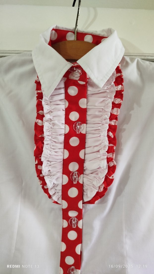 Kız Çocuk Beyaz Fırfırlı Kısa Kollu Gömlek - Görsel 2