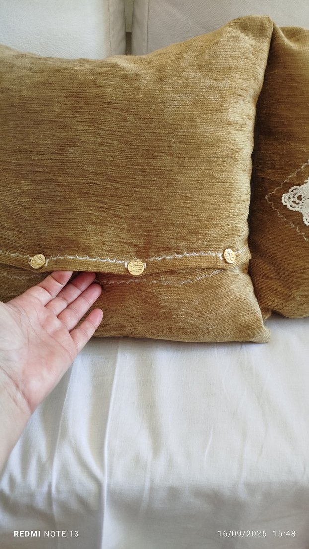Dantelli Bohem Tarzı Bej Yastık Kılıfı - Görsel 3