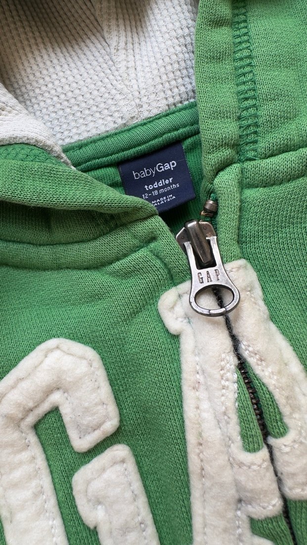 GAP Yeşil Kapüşonlu Erkek Çocuk Sweatshirt - Görsel 2