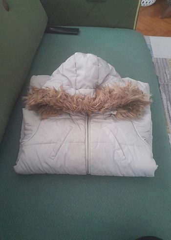 Gri Kapüşonlu Kürklü Mont kız  Çocuk - Görsel 2