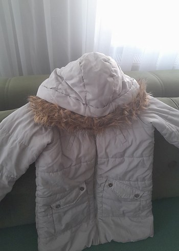 Gri Kapüşonlu Kürklü Mont kız  Çocuk - Görsel 5