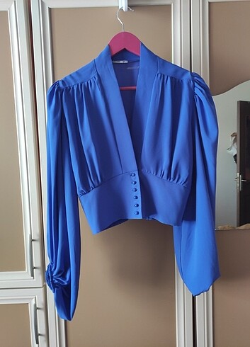 Saks Mavisi Crop Bluz