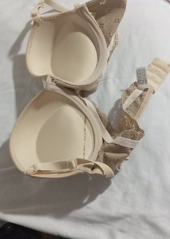 Bej Dantel Detayli destekli silikonlu Sütyen - Görsel 4