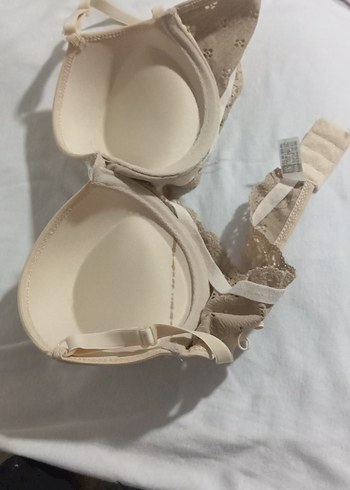 Bej Dantel Detayli destekli silikonlu Sütyen - Görsel 3