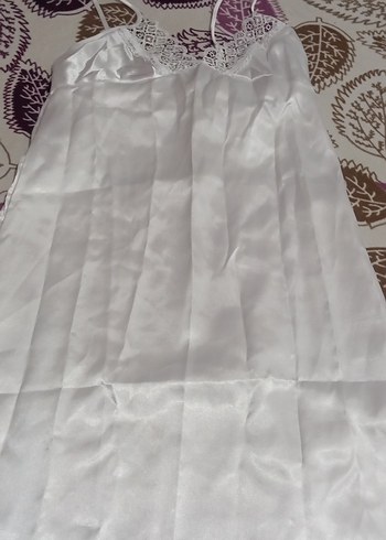 Beyaz Dantel Detaylı Kadın Gecelik - Görsel 2
