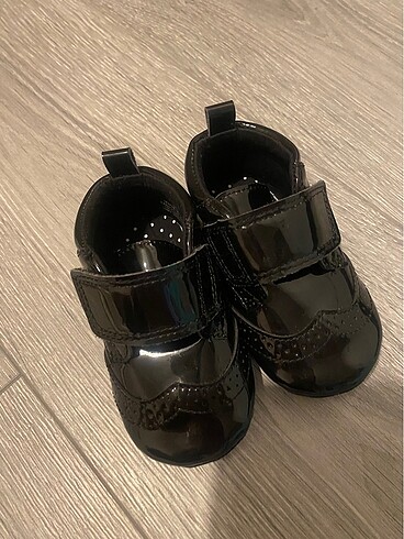H&M BEBEK İLKADIM AYAKKABISI