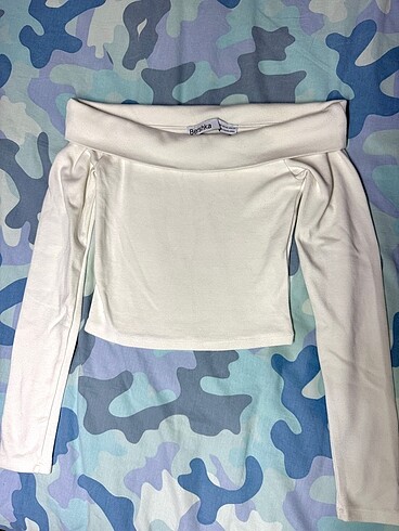 Bershka Bershka omzu açık bluz