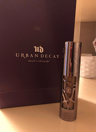 Urban Decay fondaten