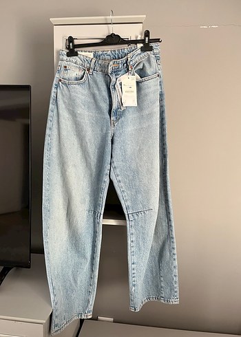 Zara Mavi Kadın Midi Boy Bol Kesim Kot Pantolon