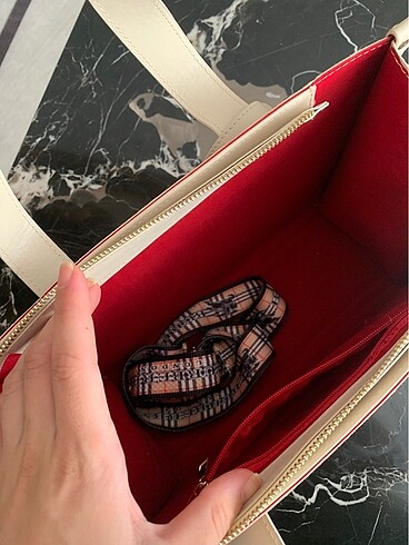 Beden Burberry çanta
