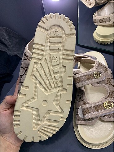 40 Beden Gucci sandalet