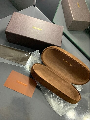 Beden Tom ford kutu