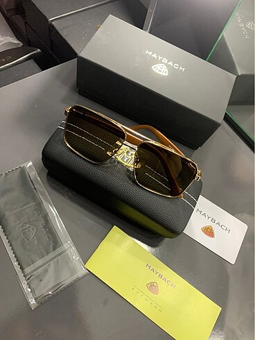 Maybach gözlük