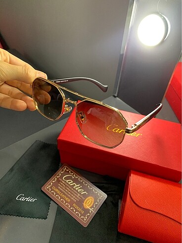 Beden Cartier gözlük