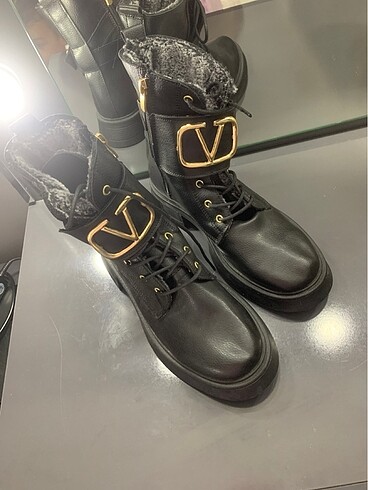 Valentino Valentino bot