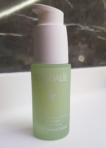 Caudalie Caudelıe yag dengeleyici serum