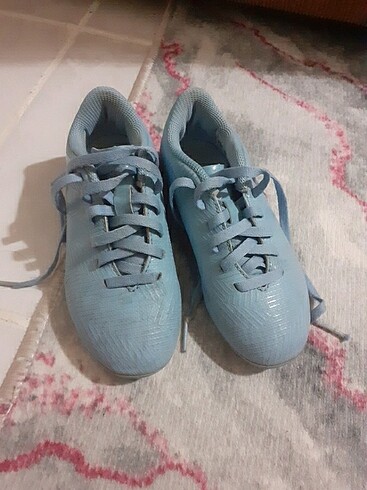 Adidas çocuk krampon 