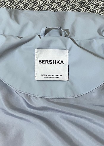 Bebek mavisi bershka sisme yelek - Görsel 3