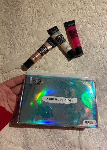 Victoria's Secret Gloss ve Makyaj Çantası - Görsel 2