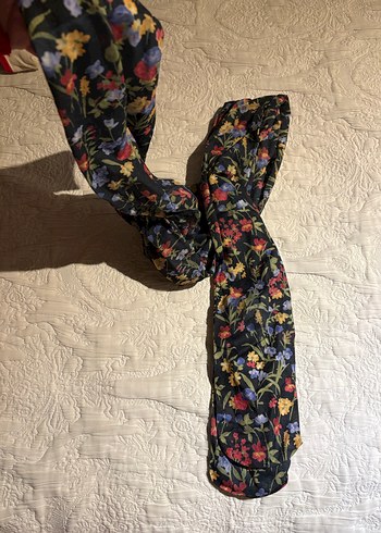 Çiçek Desenli Kadin Kulotlu Çorap - Görsel 3