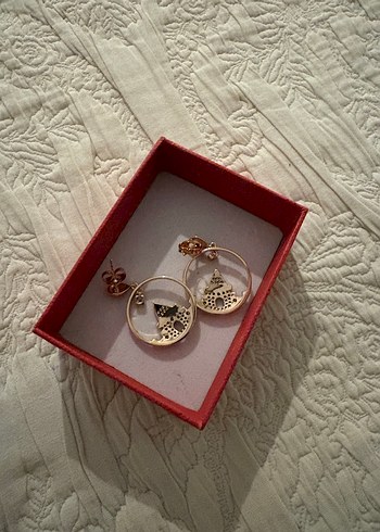 Altın Renkli İnce Çelik Boncuklu Küpe - Görsel 2