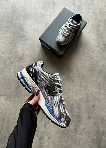 New Balance 1906R Silver Metalic 36-45