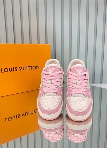 38 Beden Louis Vuitton XL SNEAKERS 36/40 women