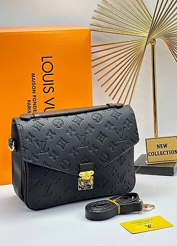 Beden çeşitli Renk Louis Vuitton Pochette Metis Big Askılı Çanta