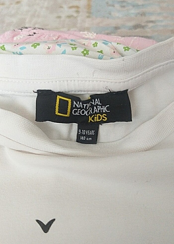 Tişört  - Görsel 2