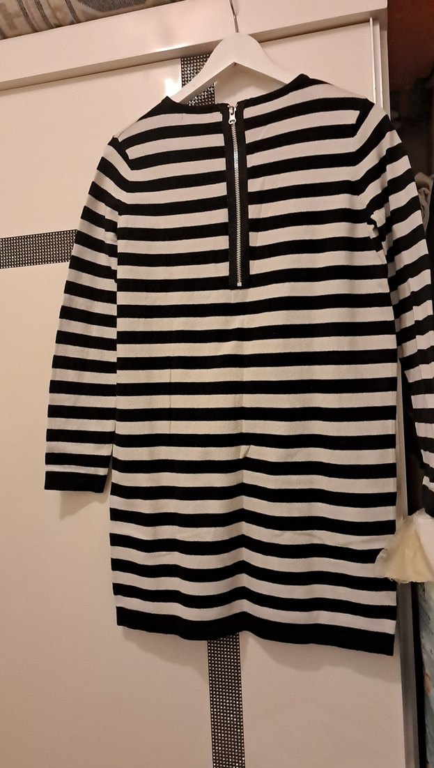 Uzun Kollu Siyah Beyaz Çizgili Kadın Triko - Görsel 4