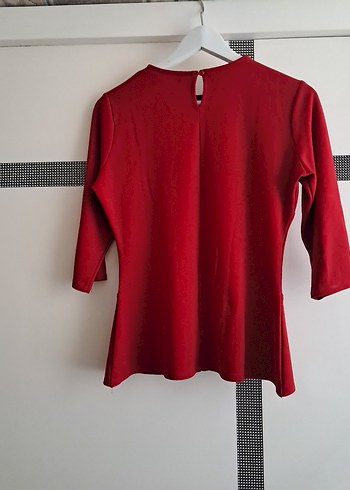 Nakışlı Kırmızı V Yaka Kadın Bluz - Görsel 2